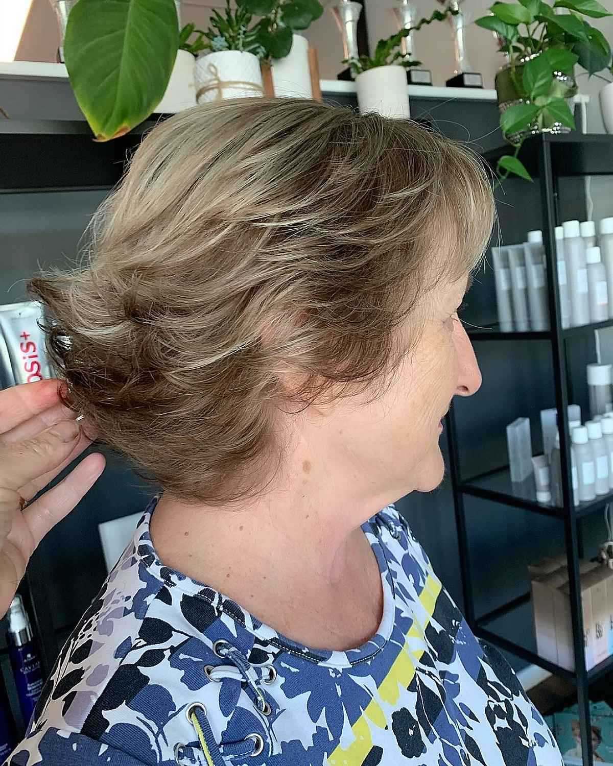 short haircuts for women over 60 with fine hair
