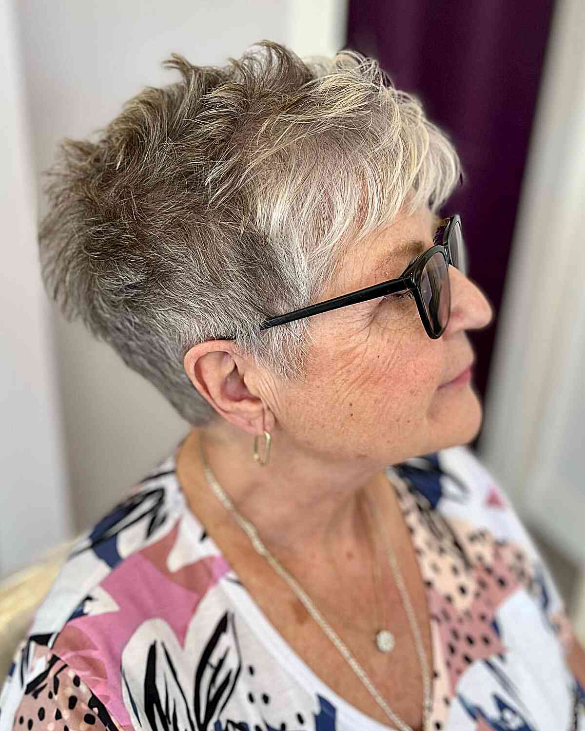 short haircuts for women over 60 with thin hair 