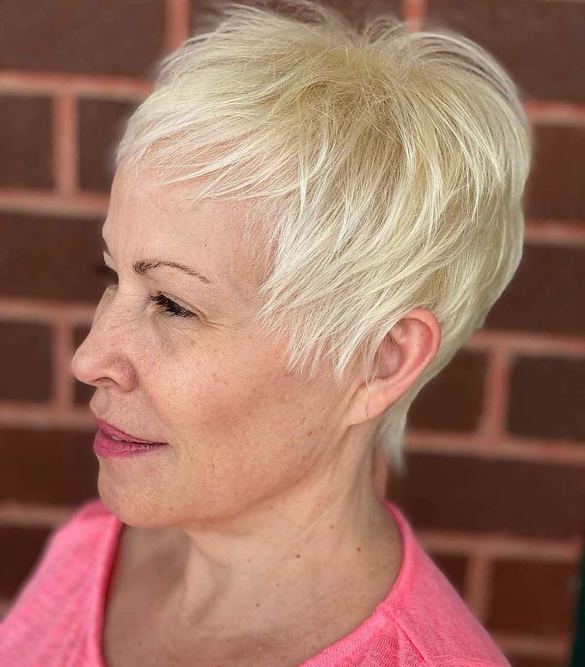 short haircuts for women over 60 with fine hair 